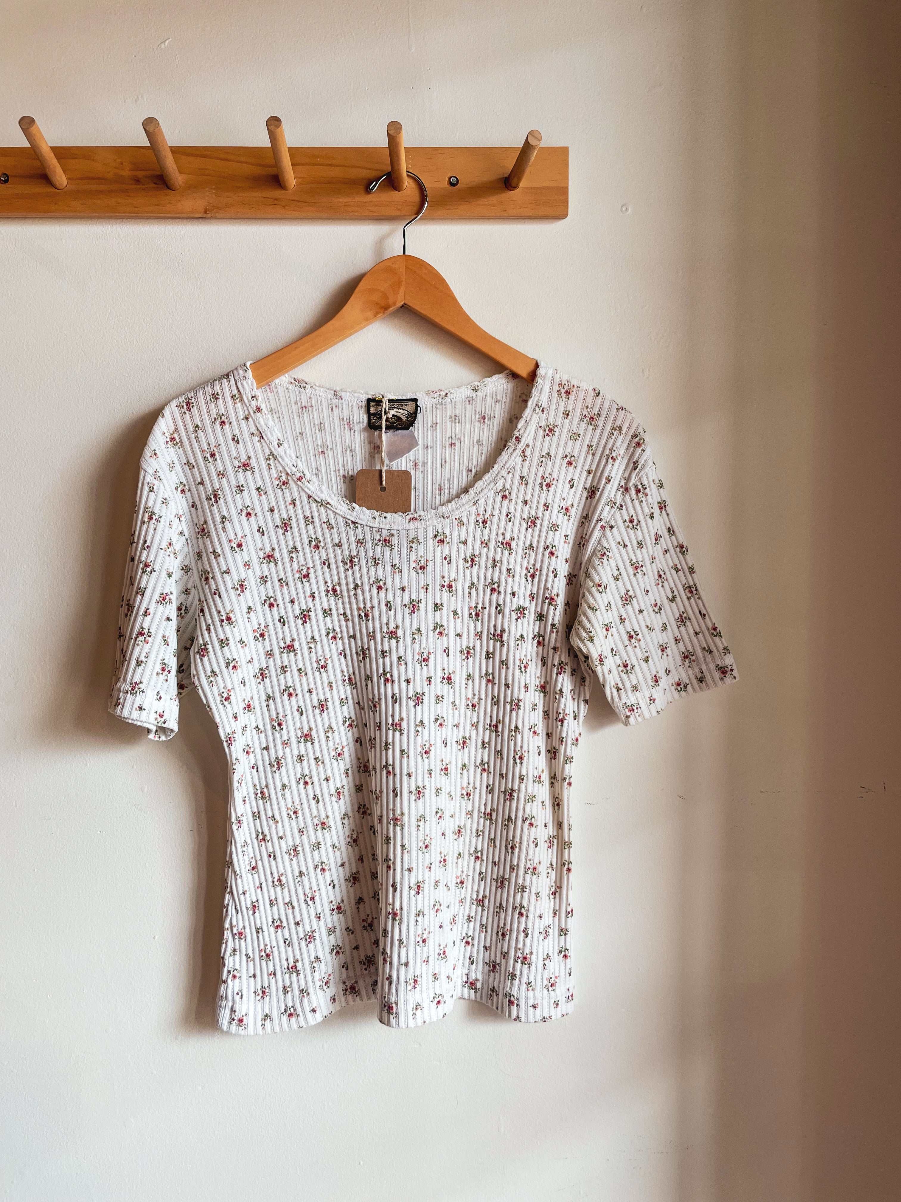vintage white floral ribbed tee| XL