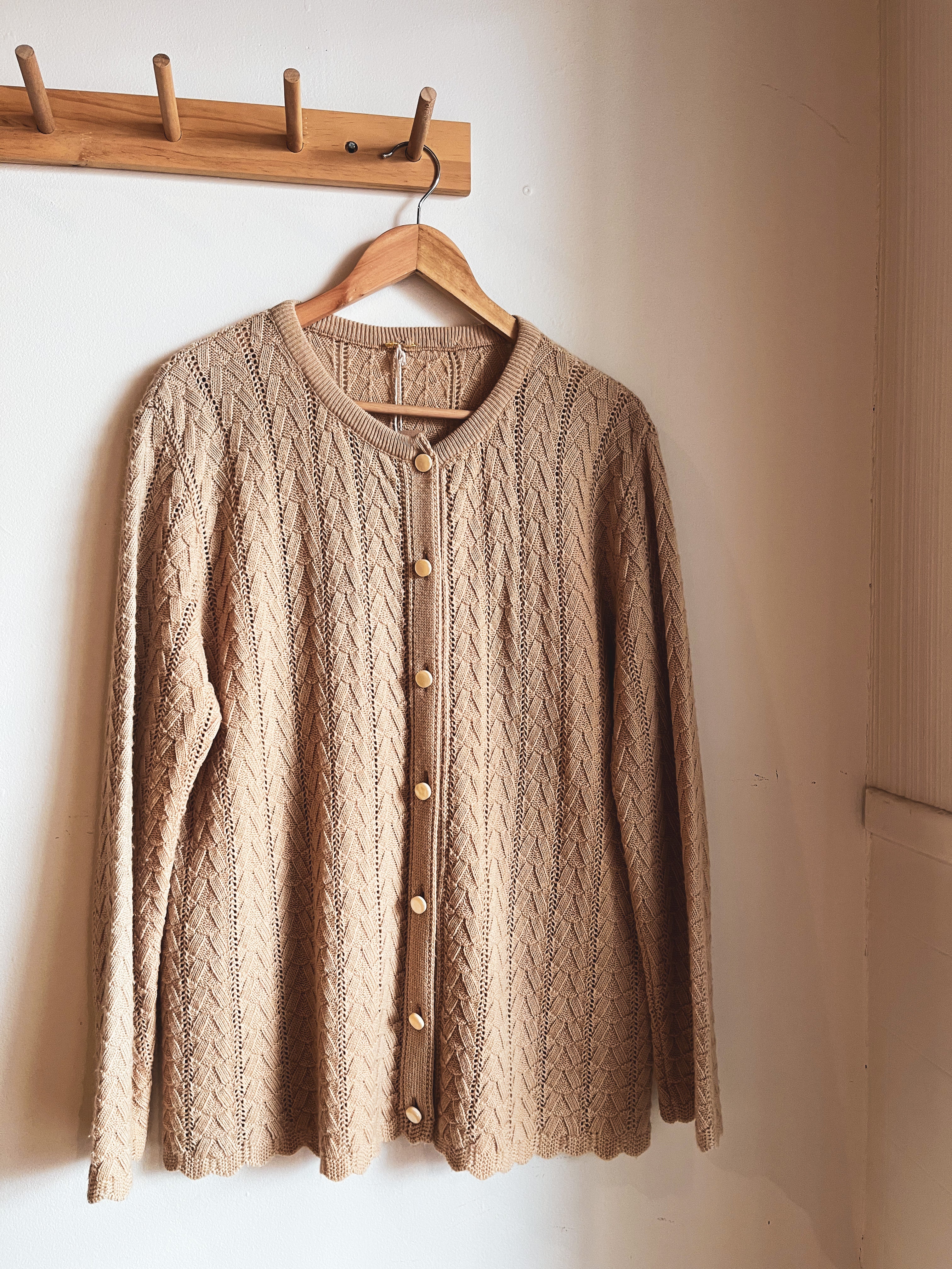 vintage tan knit cardigan | L