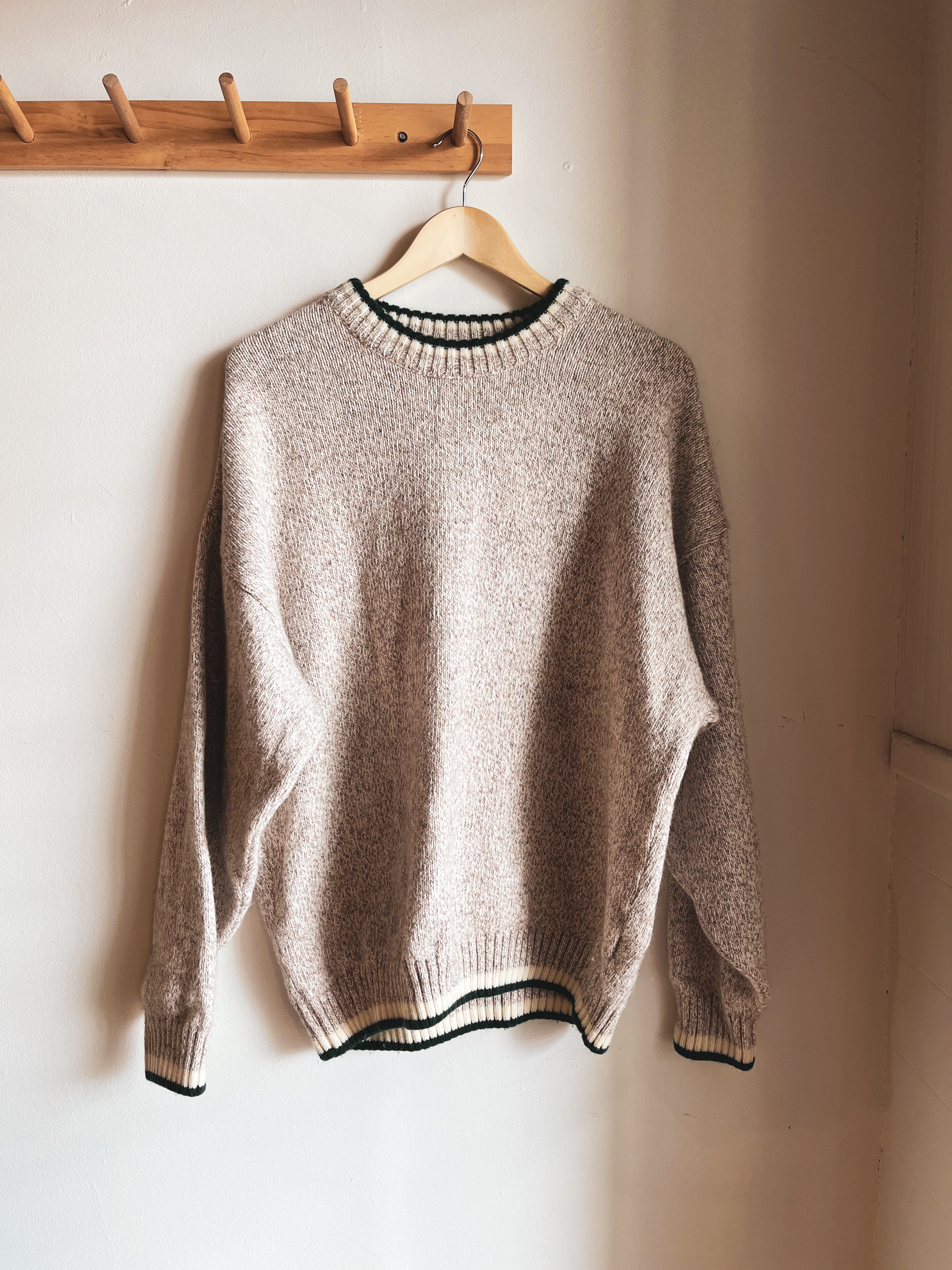 vintage wool sweater with green detail | XL