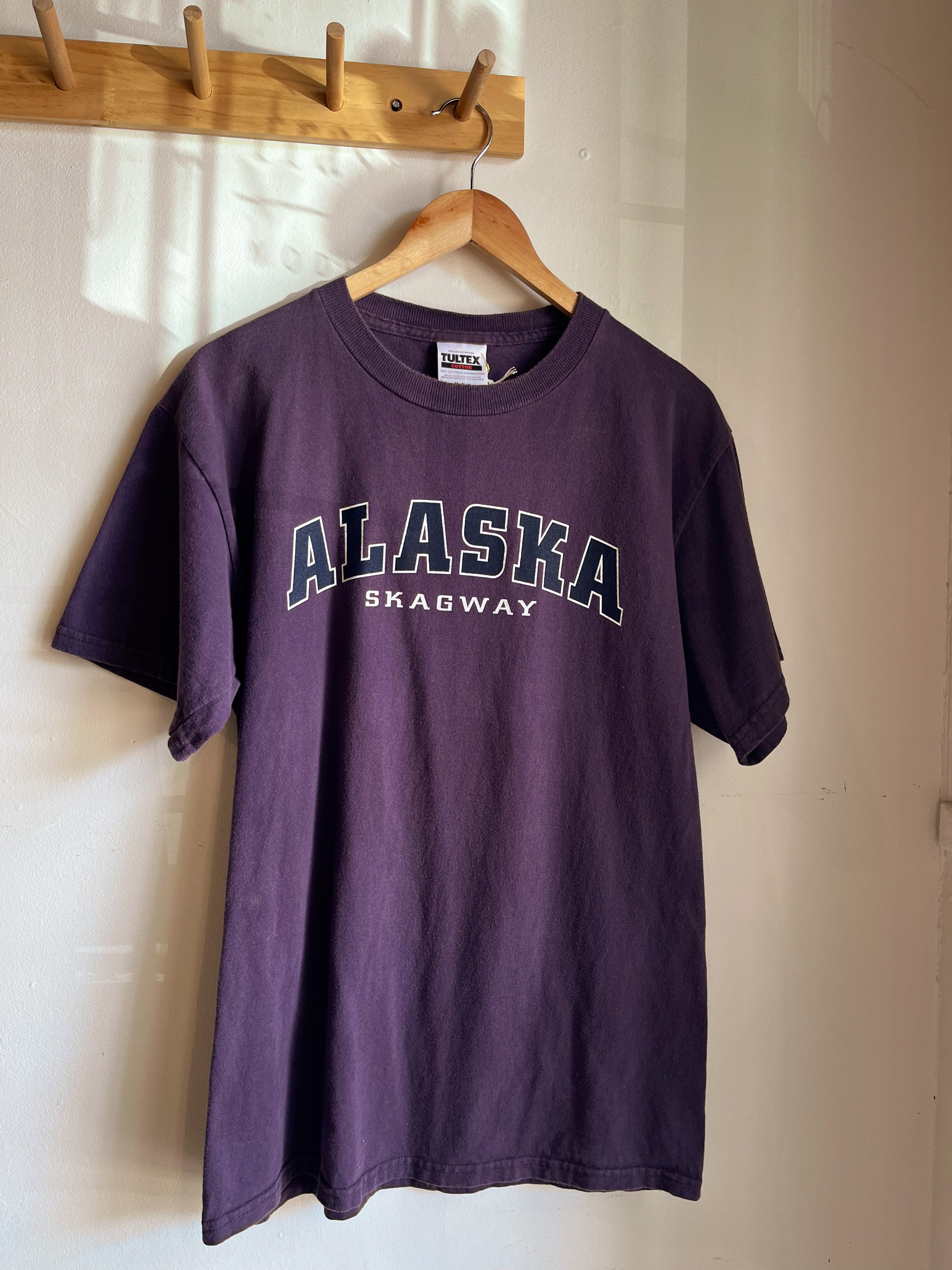 preloved purple Alaska tee | M