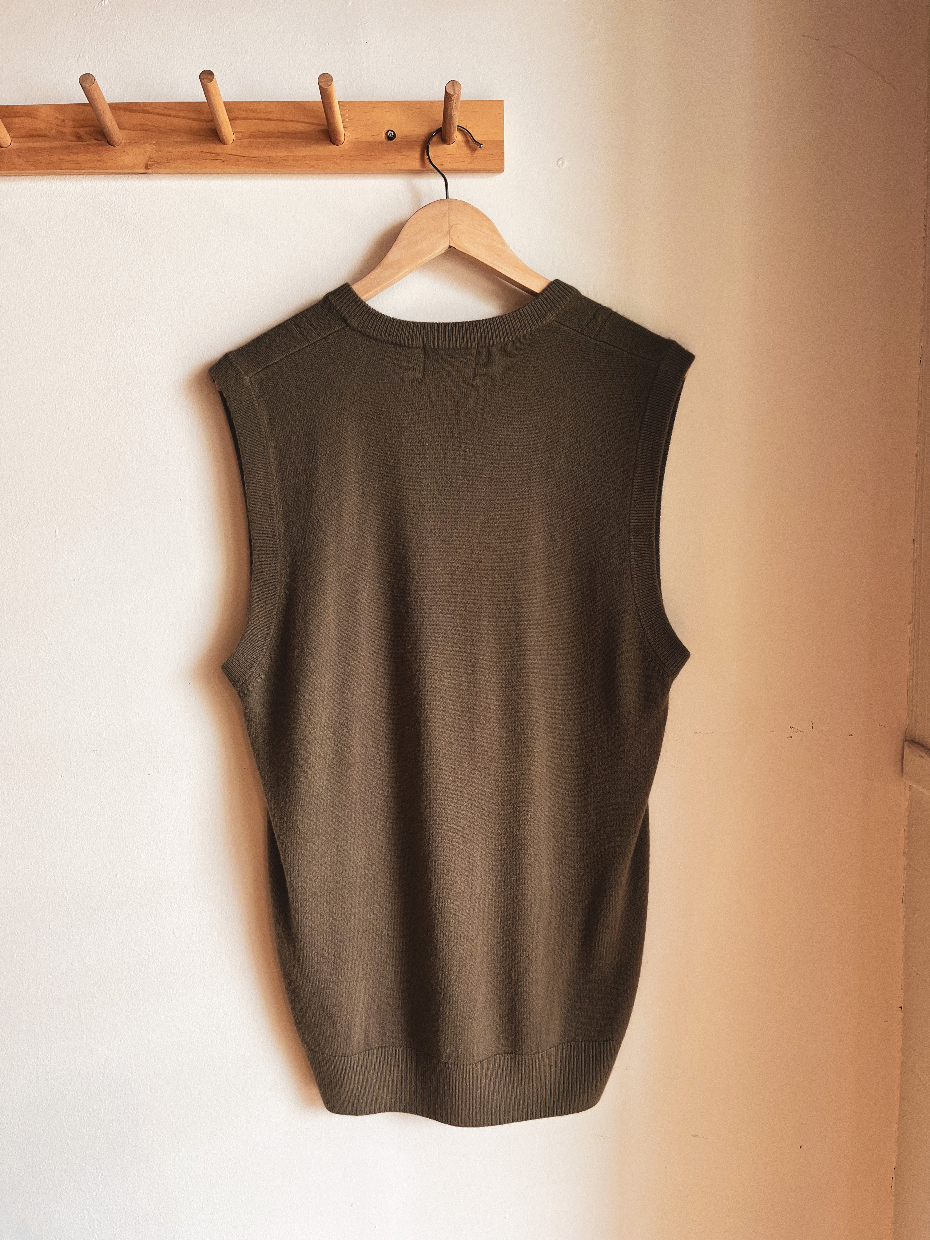 vintage olive sweater vest | M