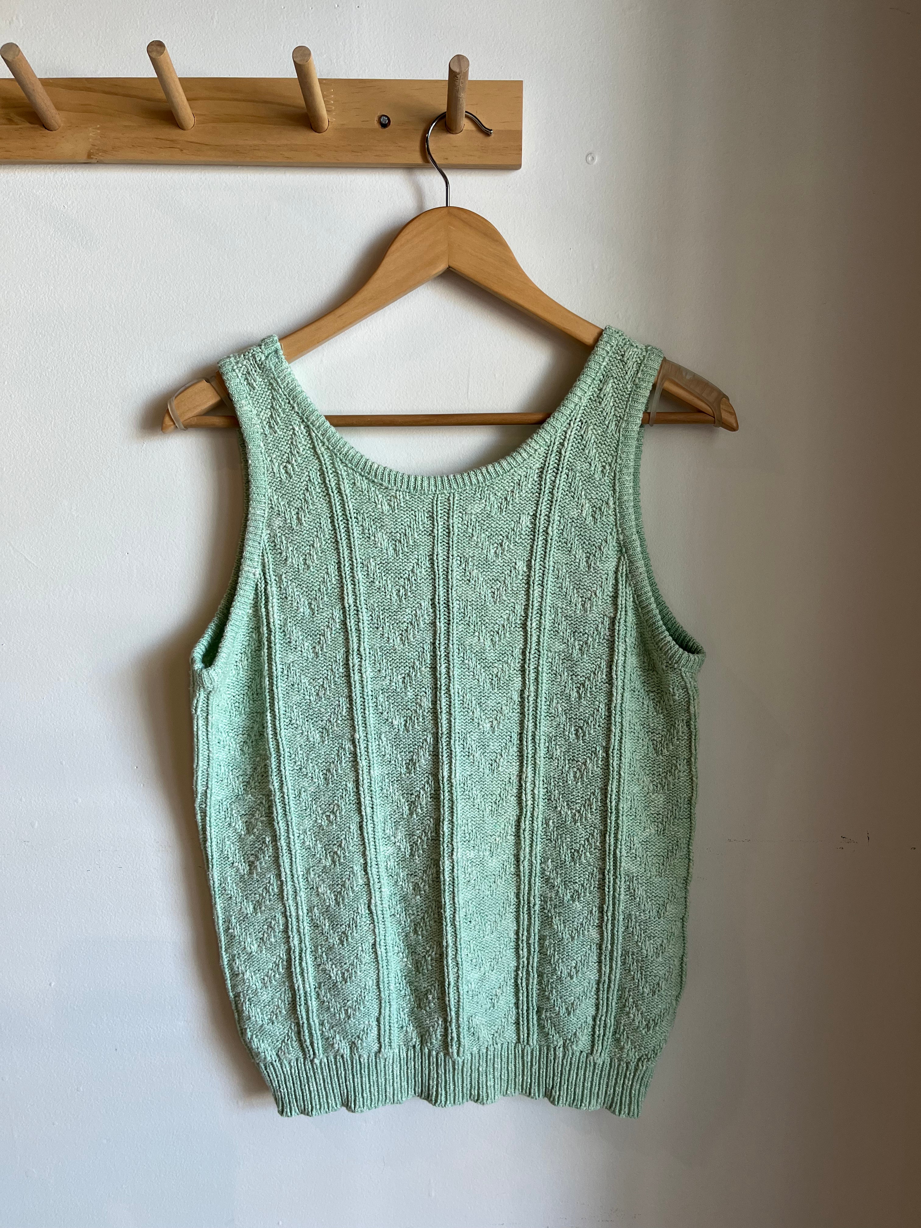 vintage mint green sleeveless sweater | M/L