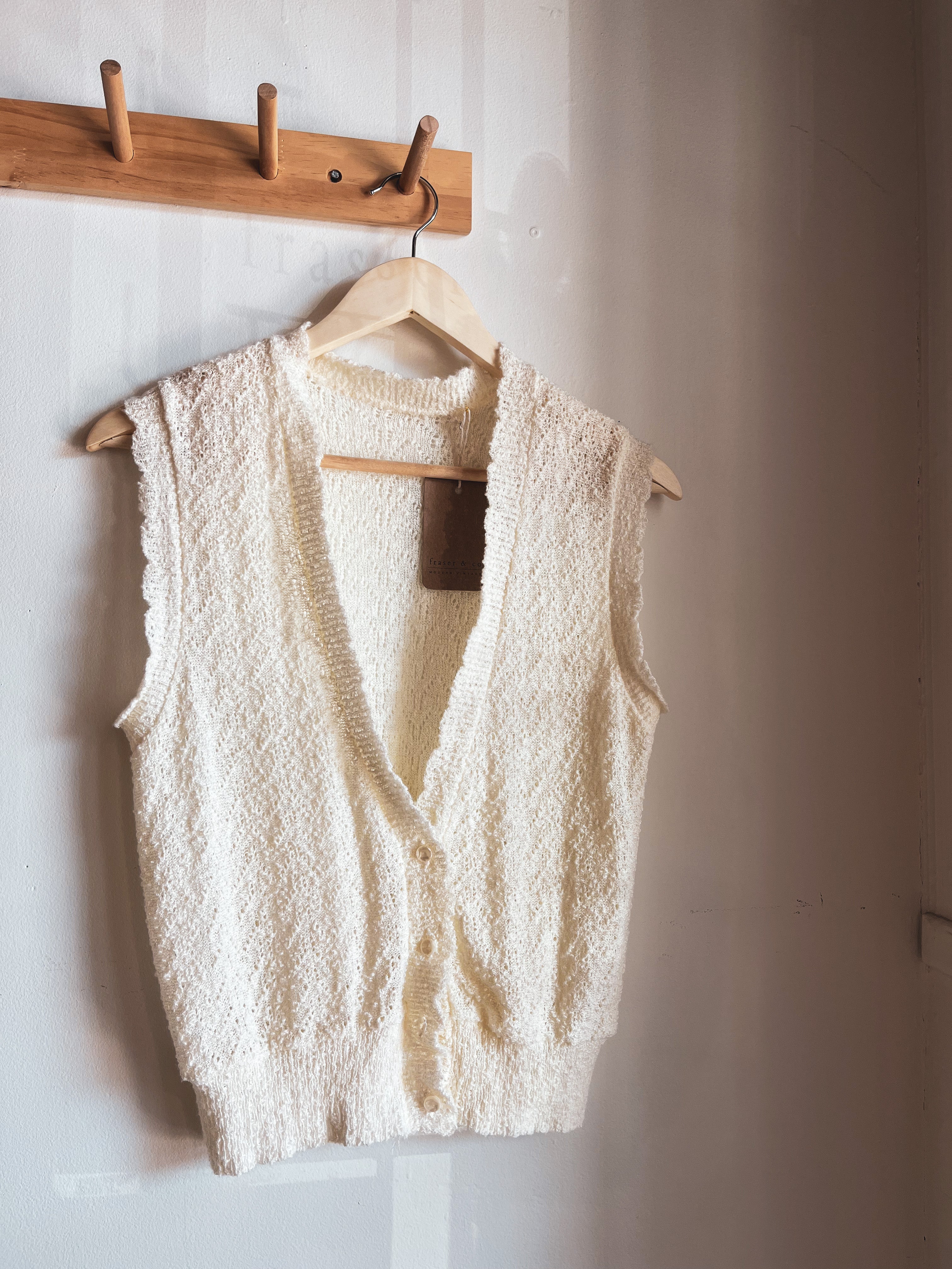 vintage cream knit sweater vest | m