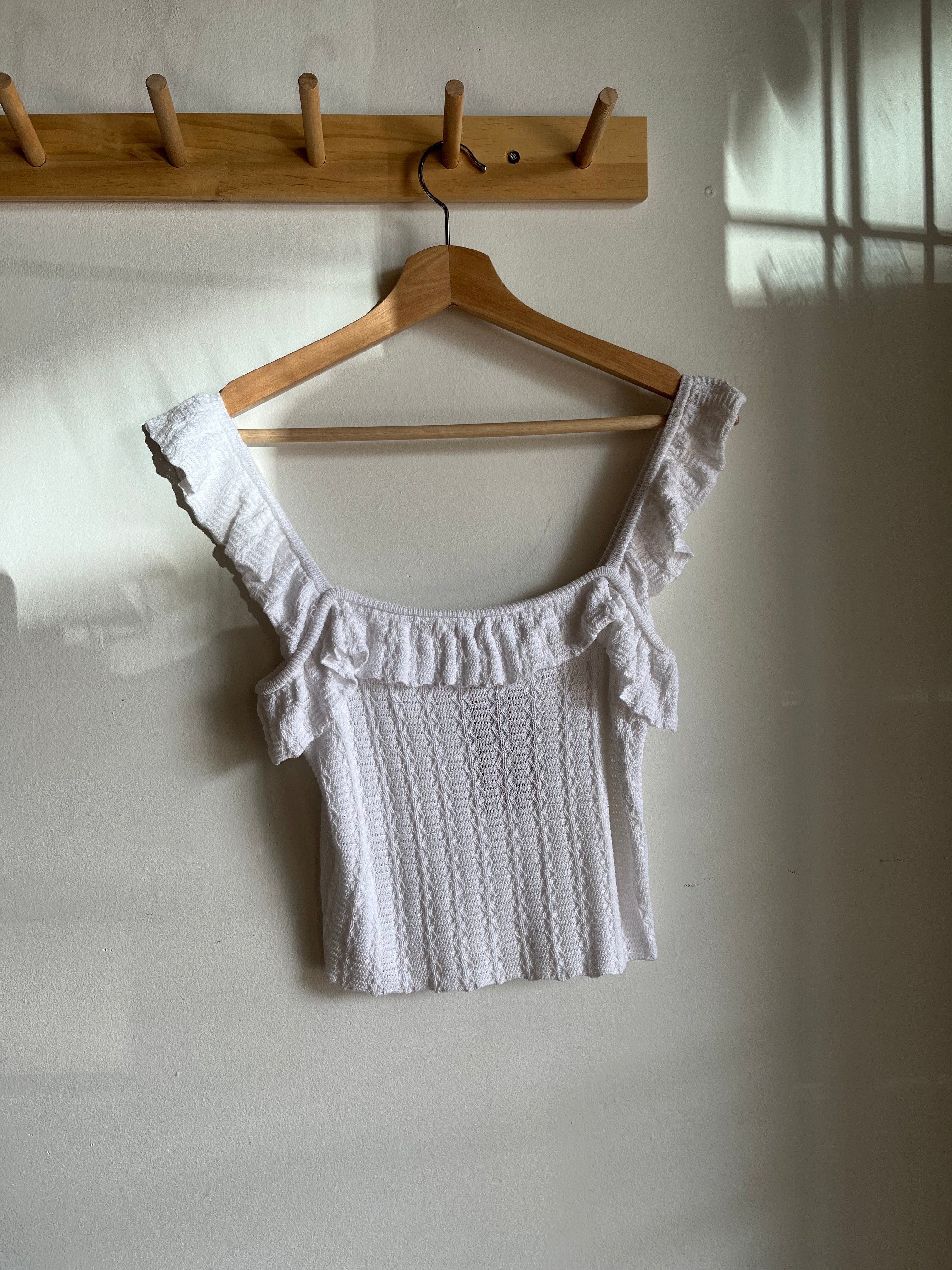 preloved white knit crop top | M