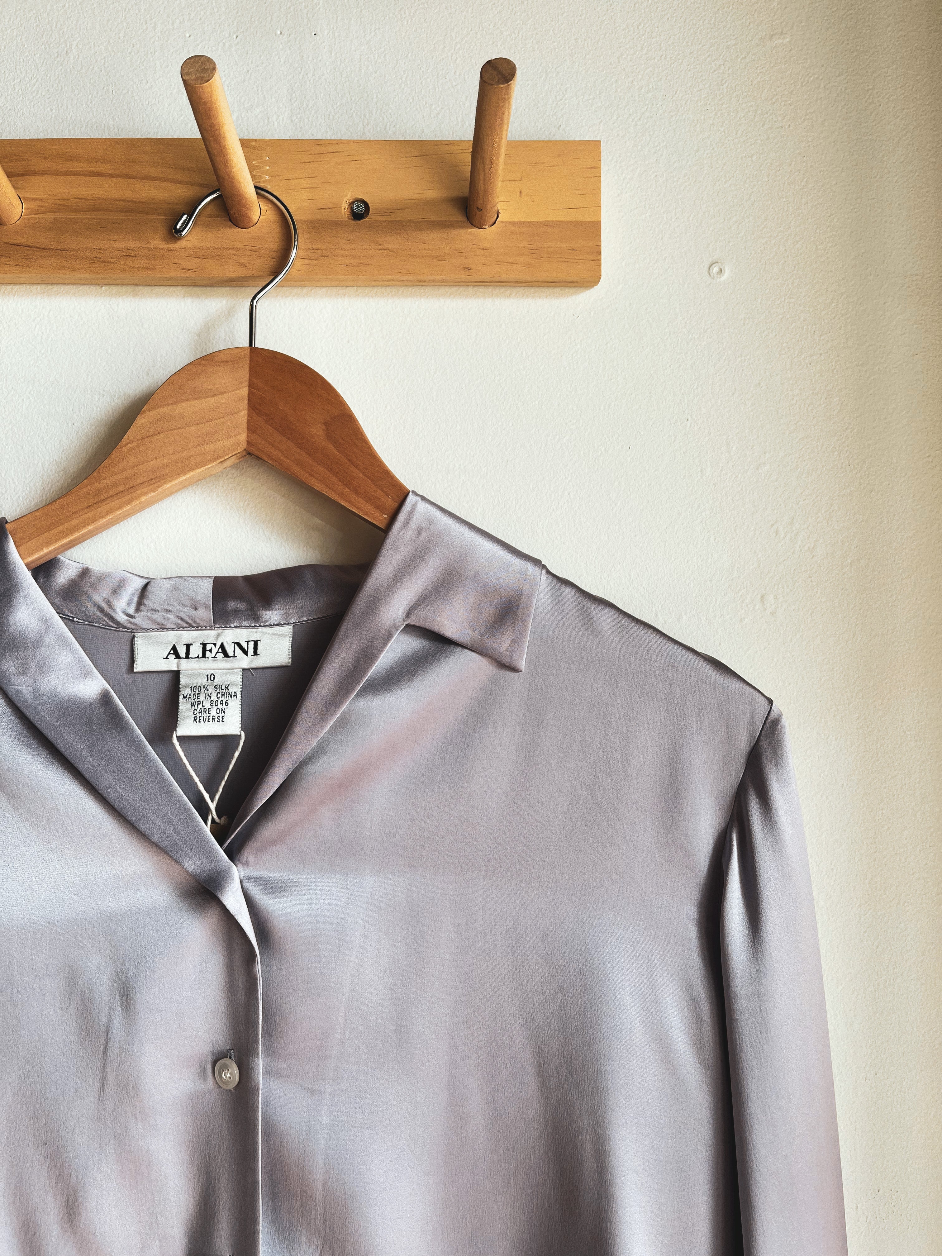 vintage lilac silk button up shirt | M