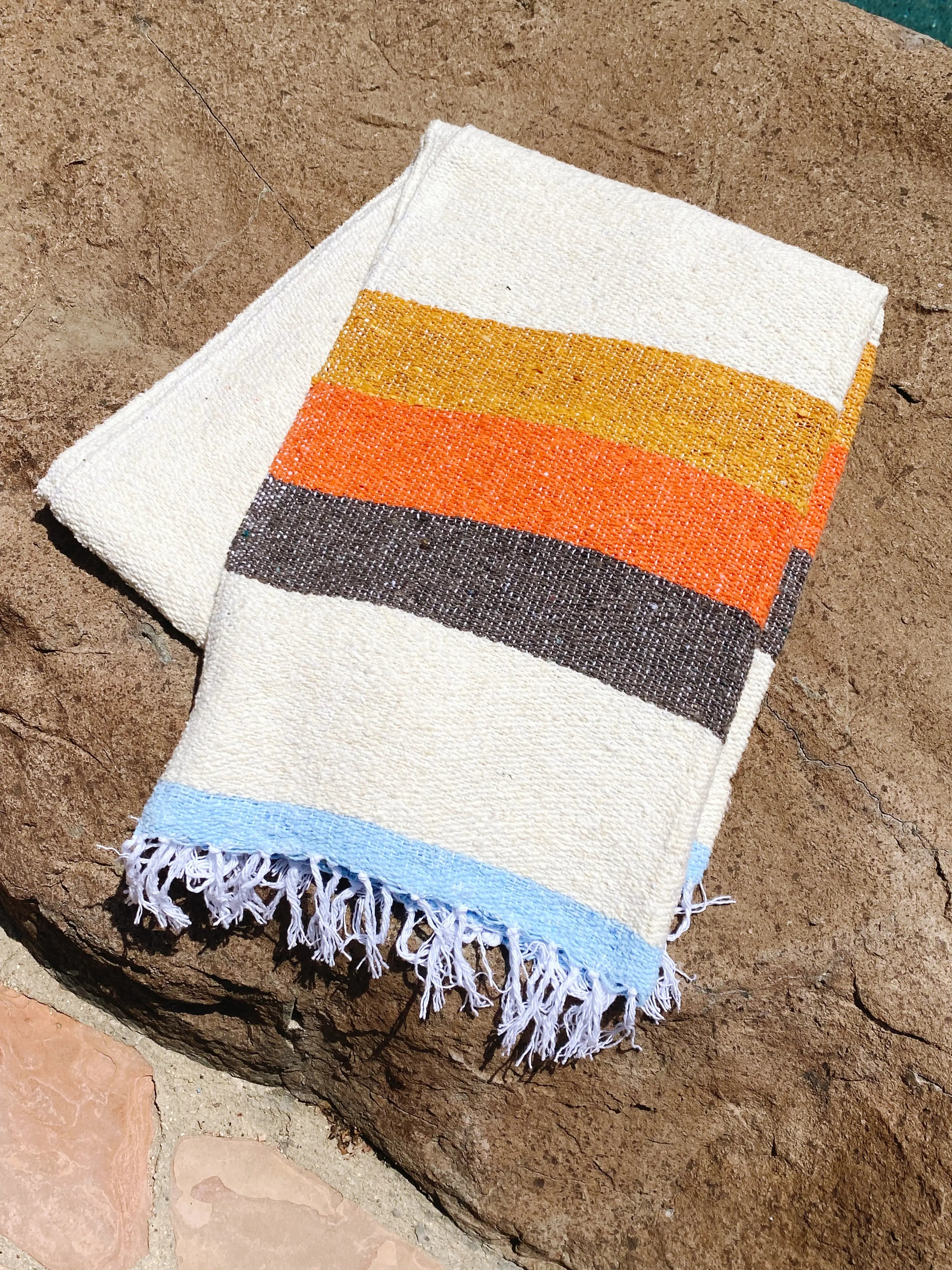 70’s sustainable throw blanket by sundream