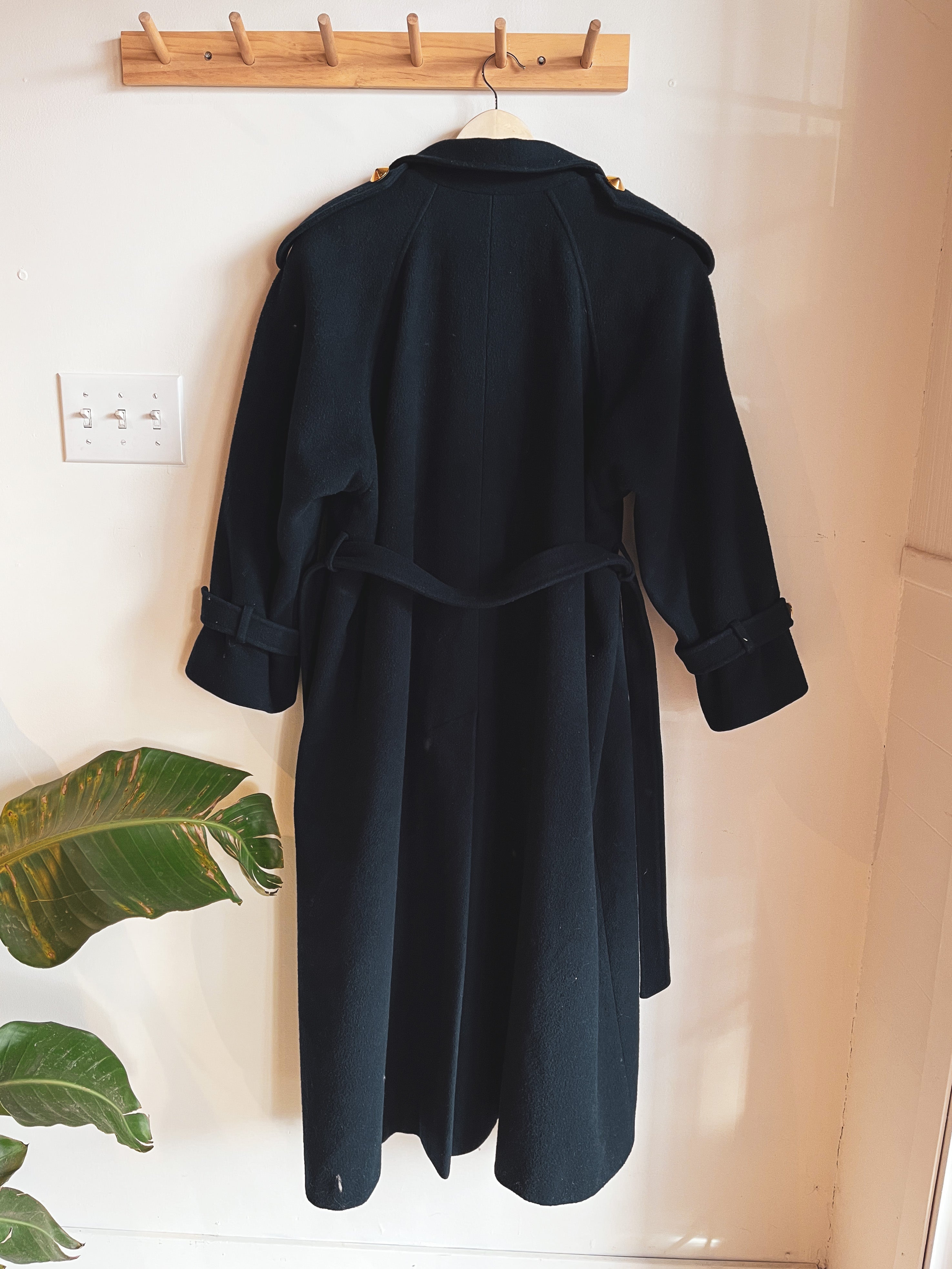 vintage wool navy trench coat with belt | L