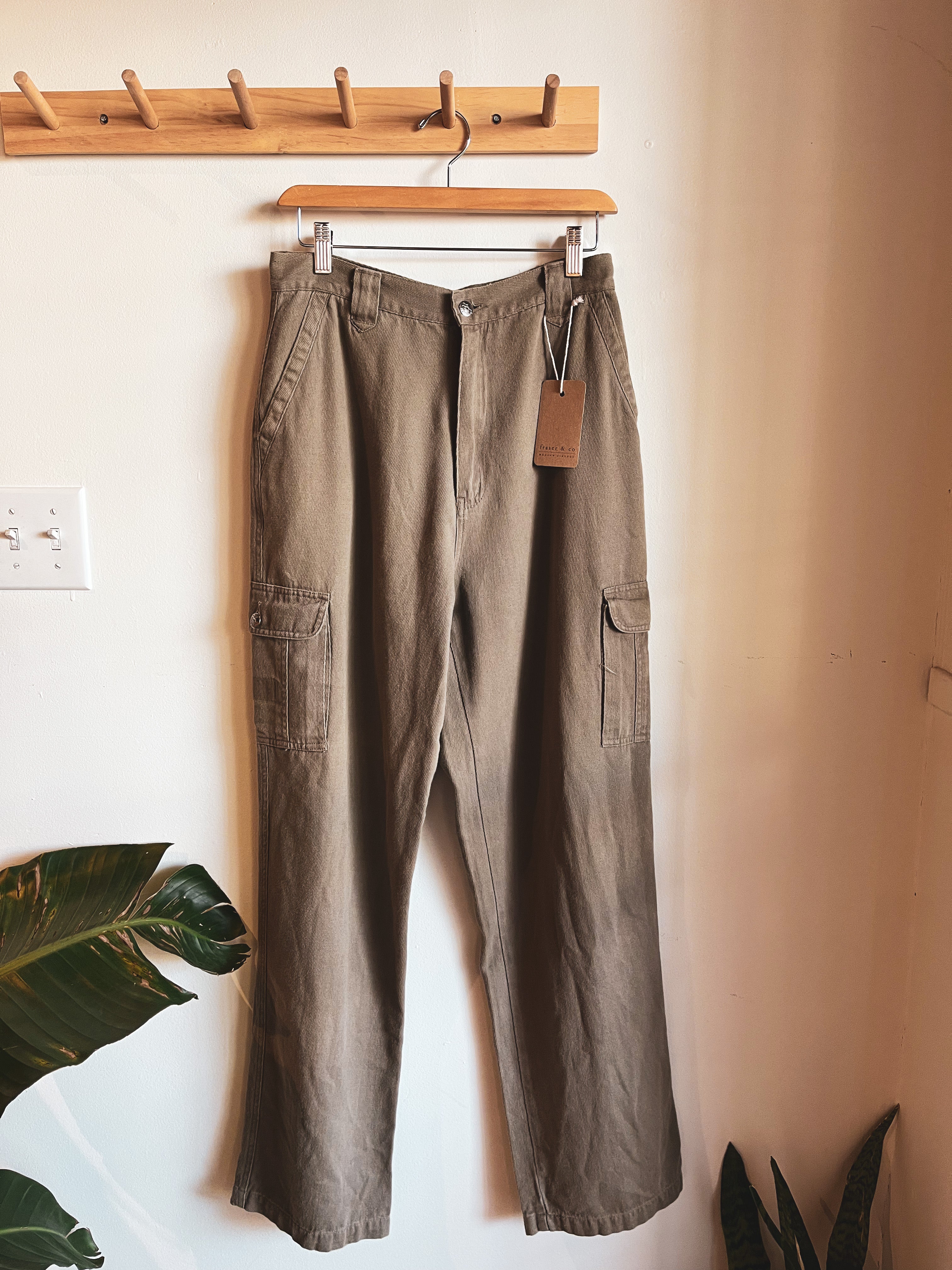 vintage olive high waist cargo pants | 30